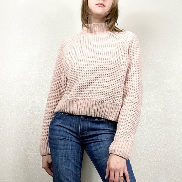H&M Light Pink Chunky Knit Chenille Mockneck Sweater - Picture 1 of 6